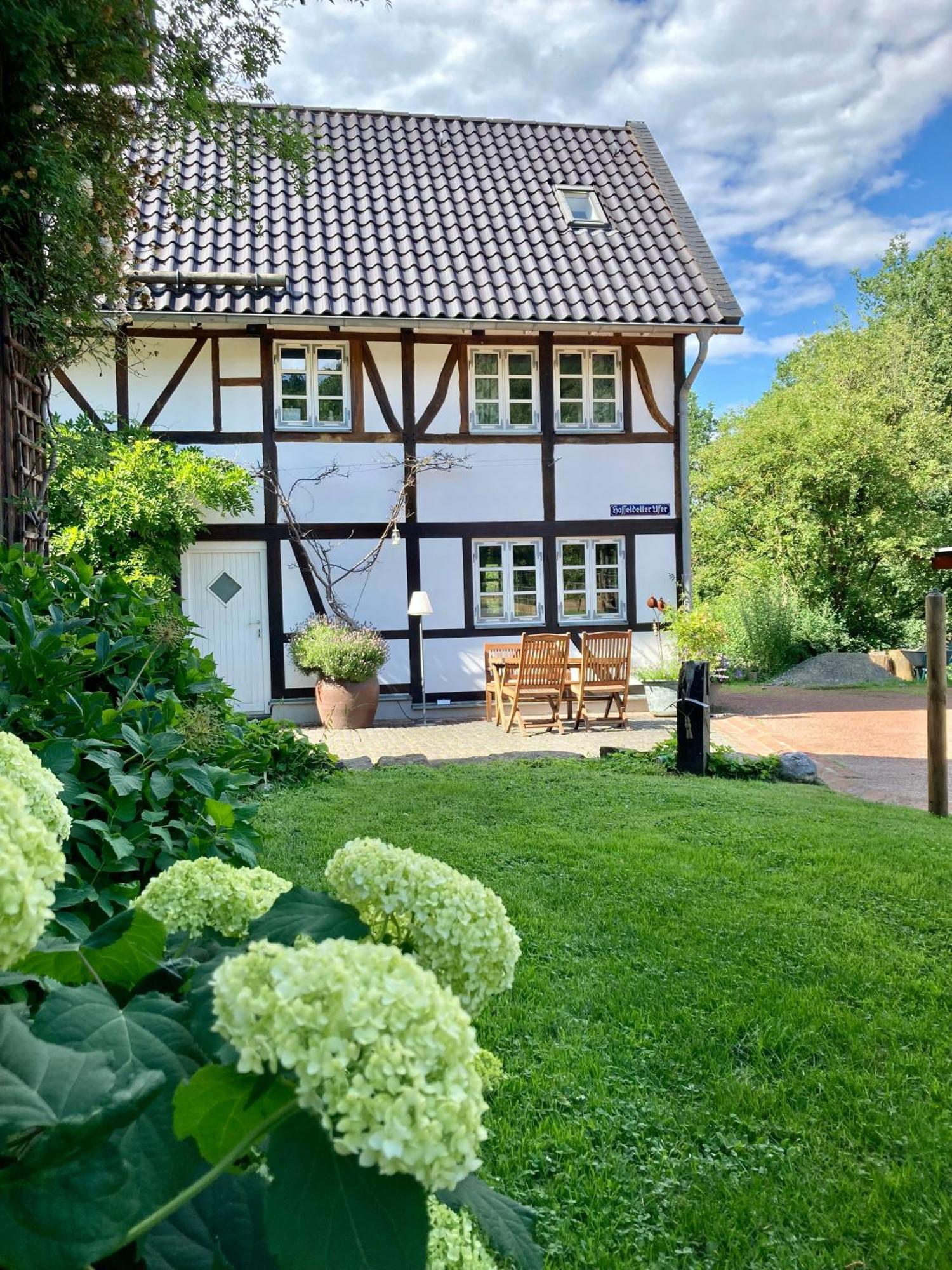 Fachwerkhaus Am Waldesrand Villa Золинген Екстериор снимка