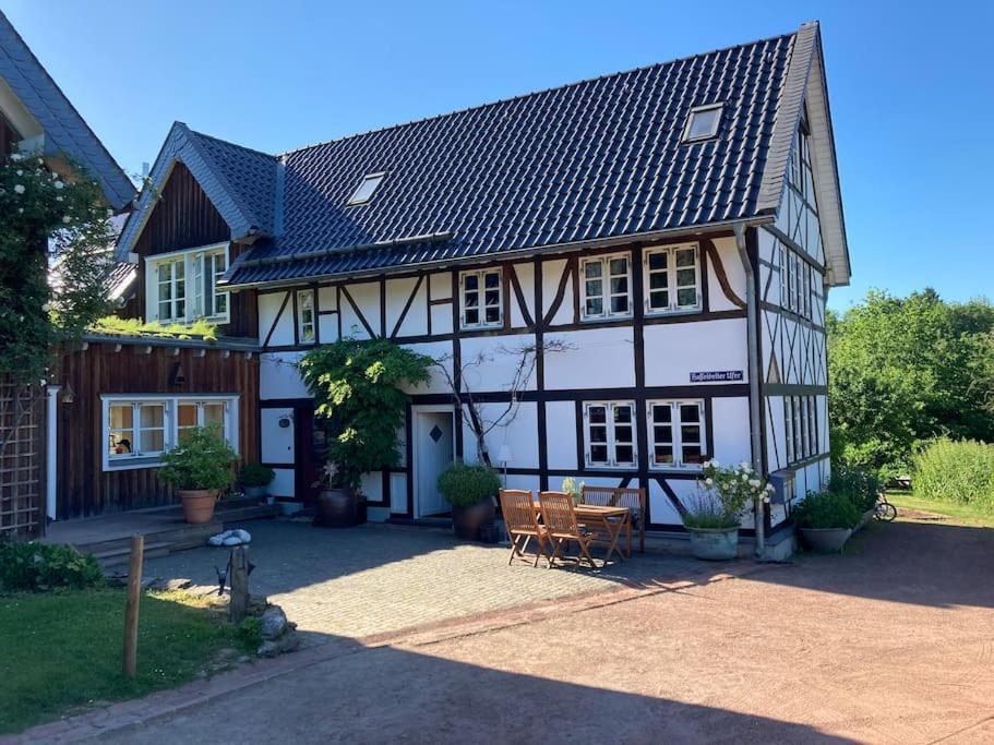 Fachwerkhaus Am Waldesrand Villa Золинген Екстериор снимка
